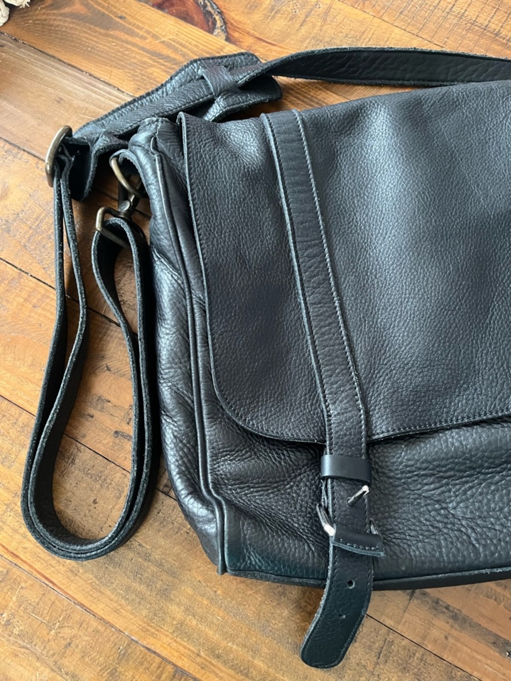 Roots Modern Satchel Cervino Soft Pebbled Leather Black Laptop $448 Briefcase - Picture 2 of 16
